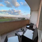 Eos - A Due Passi Da Piazza Pisanelli E Ospedale Panico Apartman *