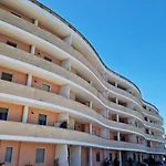 Apartman Eos - A Due Passi Da Piazza Pisanelli E Ospedale Panico Tricase