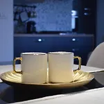 Eos - A Due Passi Da Piazza Pisanelli E Ospedale Panico *