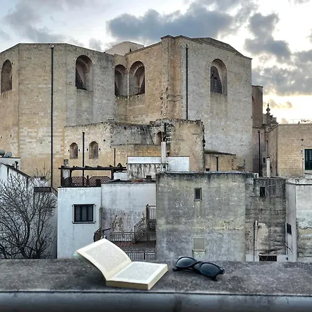 Eos - A Due Passi Da Piazza Pisanelli E Ospedale Panico Tricase