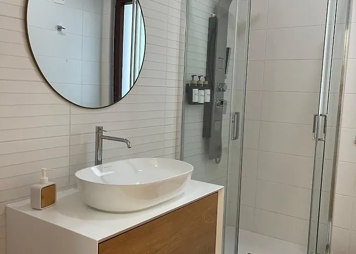 Eos - A Due Passi Da Piazza Pisanelli E Ospedale Panico Apartmán *