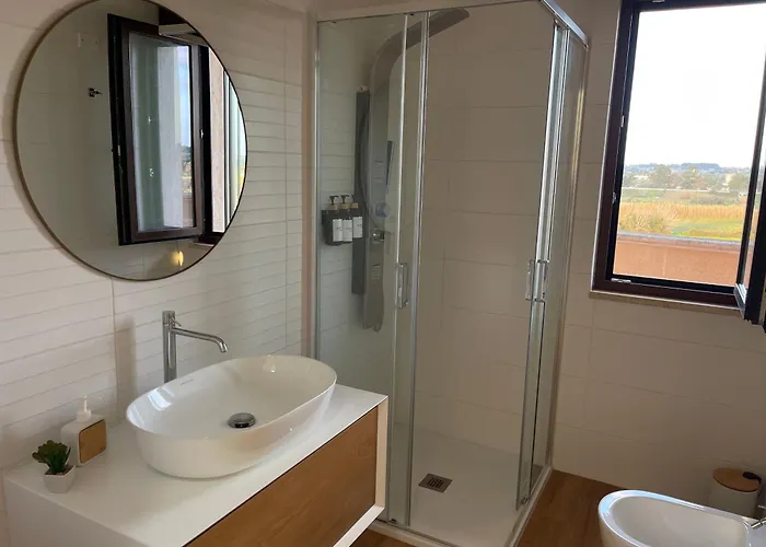 Eos - A Due Passi Da Piazza Pisanelli E Ospedale Panico Триказе