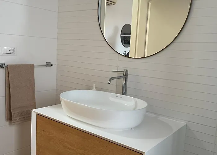 Апартаменты Eos - A Due Passi Da Piazza Pisanelli E Ospedale Panico Триказе