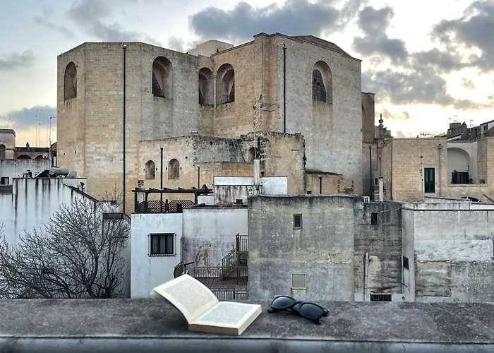 Eos - A Due Passi Da Piazza Pisanelli E Ospedale Panico Tricase