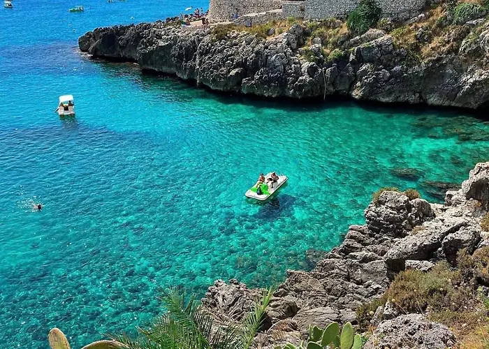 Eos - A Due Passi Da Piazza Pisanelli E Ospedale Panico *